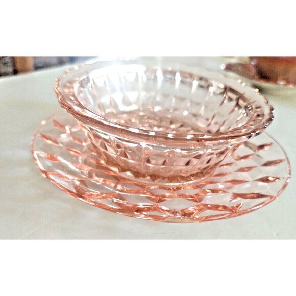 Jeannette Pink WINDSOR DIAMOND 4 1/2 Inch FRUIT BOWL & 6" Under Plate - Picture 1 of 10